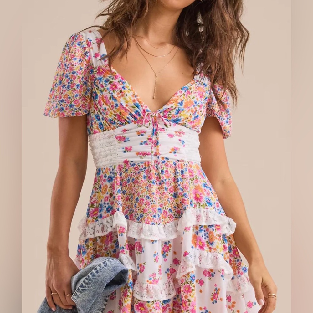 ✨ NWT Arula Aderny Floral Tiered Mini Dress – Size 1X ✨